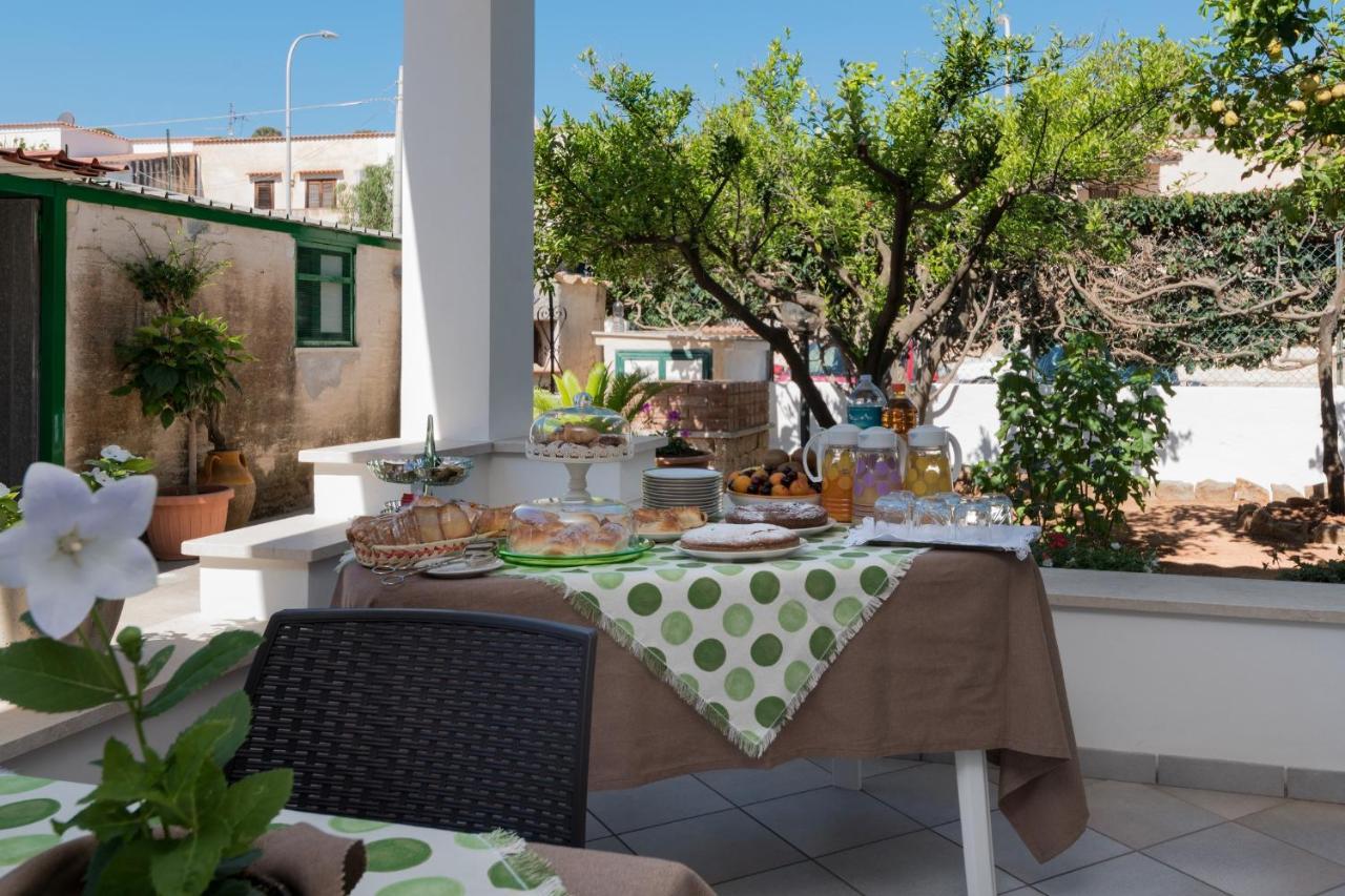 Bed and Breakfast Tra La Montagna E Il Mare San Vito Lo Capo Exterior foto